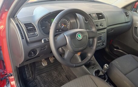 Skoda Fabia II, 2011 год, 369 000 рублей, 9 фотография