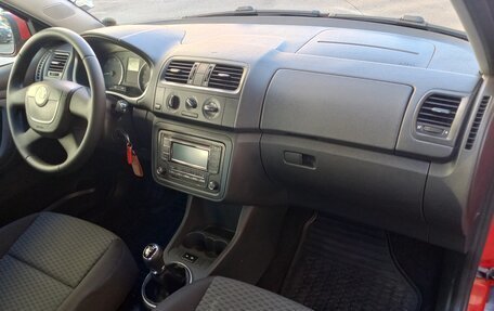Skoda Fabia II, 2011 год, 369 000 рублей, 10 фотография
