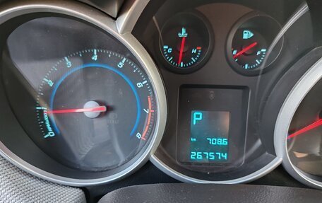 Chevrolet Cruze II, 2012 год, 750 000 рублей, 9 фотография