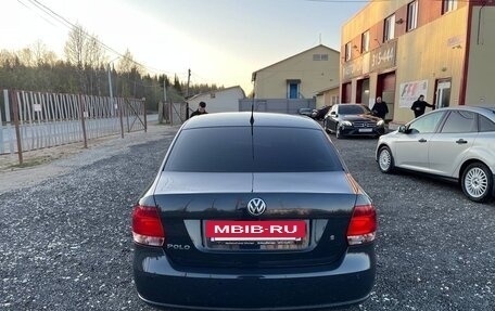 Volkswagen Polo VI (EU Market), 2011 год, 720 000 рублей, 3 фотография