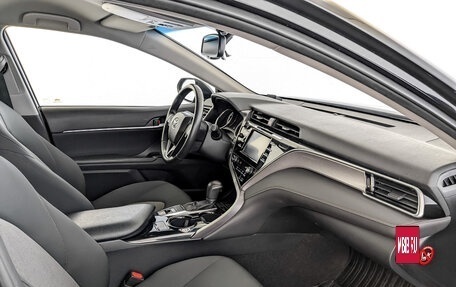 Toyota Camry, 2018 год, 2 480 000 рублей, 11 фотография