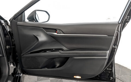 Toyota Camry, 2018 год, 2 480 000 рублей, 24 фотография