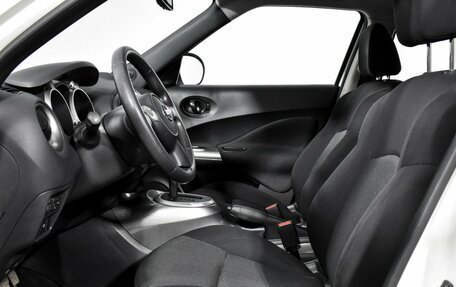 Nissan Juke II, 2013 год, 900 000 рублей, 10 фотография