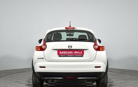 Nissan Juke II, 2013 год, 900 000 рублей, 6 фотография