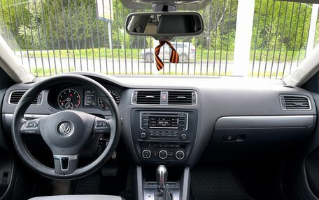 Volkswagen Jetta VI, 2014 год, 1 299 000 рублей, 10 фотография