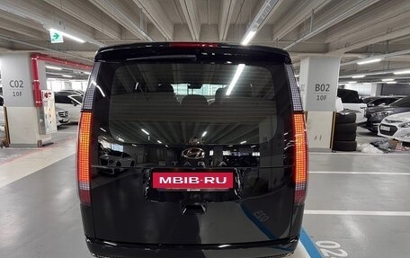Hyundai Staria, 2022 год, 3 132 000 рублей, 4 фотография