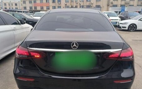 Mercedes-Benz E-Класс, 2022 год, 4 450 000 рублей, 4 фотография