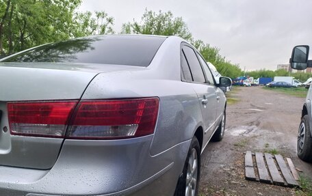 Hyundai Sonata VI, 2010 год, 670 000 рублей, 12 фотография