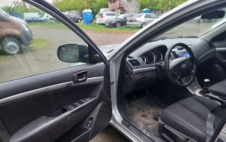 Hyundai Sonata VI, 2010 год, 670 000 рублей, 14 фотография