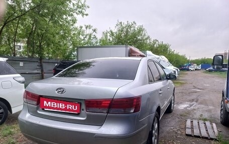 Hyundai Sonata VI, 2010 год, 670 000 рублей, 5 фотография