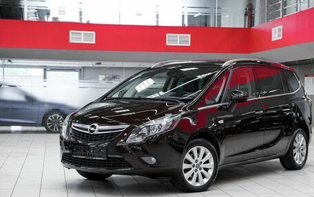Opel Zafira C рестайлинг, 2013 год, 1 099 000 рублей, 5 фотография