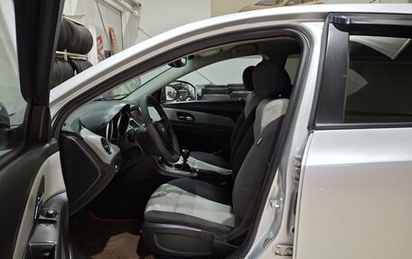Chevrolet Cruze II, 2012 год, 550 000 рублей, 17 фотография