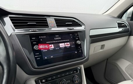 Volkswagen Tiguan II, 2020 год, 2 685 000 рублей, 13 фотография