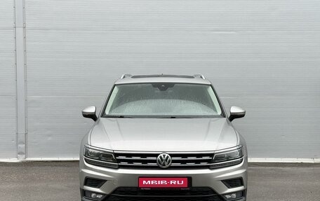 Volkswagen Tiguan II, 2020 год, 2 685 000 рублей, 3 фотография