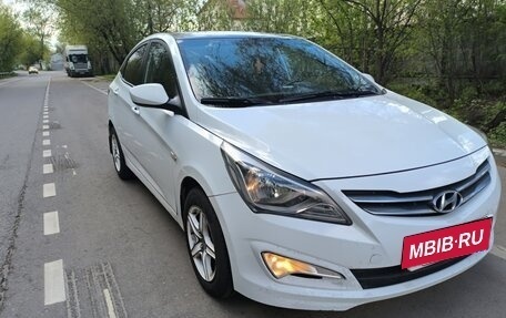Hyundai Solaris II рестайлинг, 2015 год, 970 000 рублей, 3 фотография