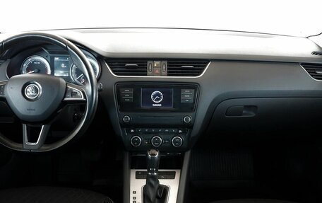 Skoda Octavia, 2017 год, 1 200 000 рублей, 5 фотография