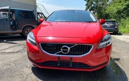 Volvo V40 II рестайлинг, 2017 год, 1 950 000 рублей, 7 фотография
