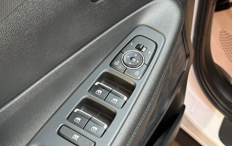 Hyundai Santa Fe IV, 2019 год, 3 200 000 рублей, 12 фотография