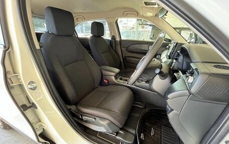 Honda Vezel, 2022 год, 1 730 000 рублей, 21 фотография