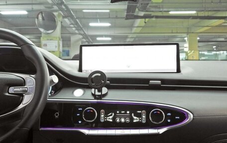 Genesis GV70, 2022 год, 2 820 000 рублей, 14 фотография