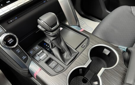 Toyota Land Cruiser, 2025 год, 12 450 000 рублей, 29 фотография