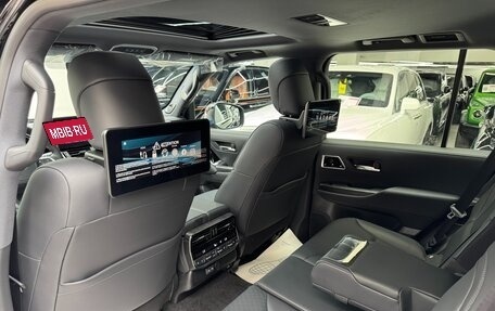 Toyota Land Cruiser, 2025 год, 12 450 000 рублей, 22 фотография