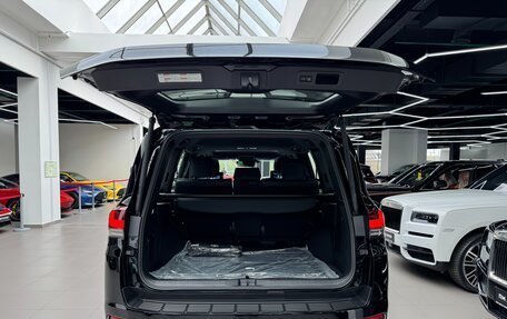 Toyota Land Cruiser, 2025 год, 12 450 000 рублей, 38 фотография