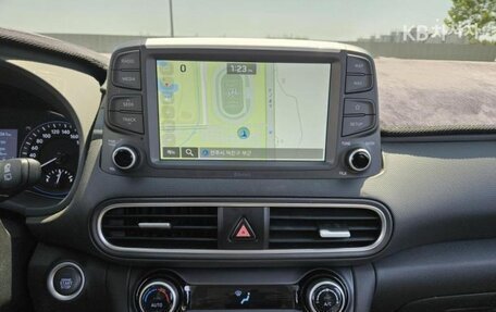 Hyundai Kona I, 2020 год, 1 350 000 рублей, 13 фотография