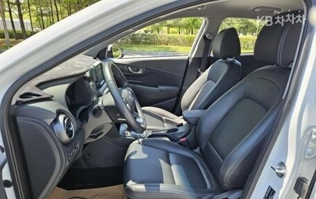 Hyundai Kona I, 2020 год, 1 350 000 рублей, 8 фотография