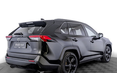 Toyota RAV4, 2021 год, 3 300 000 рублей, 5 фотография