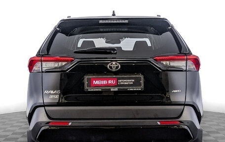 Toyota RAV4, 2021 год, 3 300 000 рублей, 6 фотография
