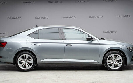 Skoda Superb III рестайлинг, 2019 год, 2 899 000 рублей, 3 фотография