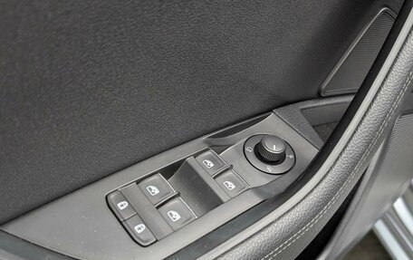 Skoda Superb III рестайлинг, 2019 год, 2 899 000 рублей, 13 фотография