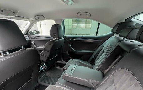 Skoda Superb III рестайлинг, 2019 год, 2 899 000 рублей, 25 фотография