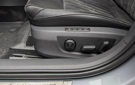 Skoda Superb III рестайлинг, 2019 год, 2 899 000 рублей, 23 фотография