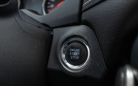 Toyota RAV4, 2021 год, 3 430 000 рублей, 25 фотография
