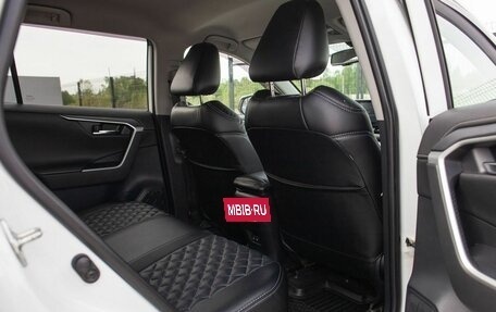 Toyota RAV4, 2021 год, 3 430 000 рублей, 34 фотография