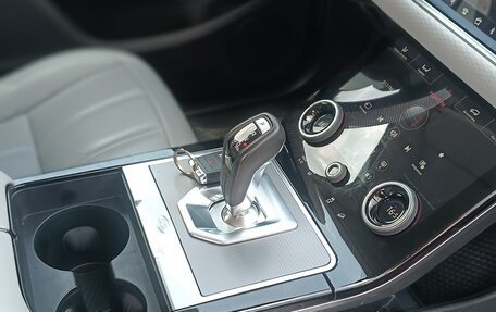 Land Rover Range Rover Evoque II, 2019 год, 4 150 000 рублей, 12 фотография