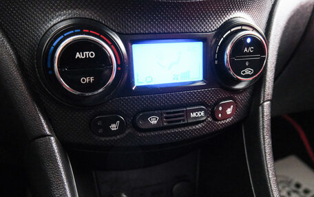 Hyundai Solaris II рестайлинг, 2011 год, 939 000 рублей, 17 фотография
