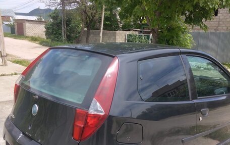 Fiat Punto III Punto Evo рестайлинг, 2004 год, 260 000 рублей, 3 фотография