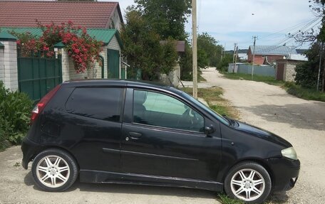 Fiat Punto III Punto Evo рестайлинг, 2004 год, 260 000 рублей, 17 фотография