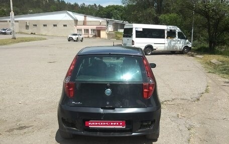 Fiat Punto III Punto Evo рестайлинг, 2004 год, 260 000 рублей, 16 фотография