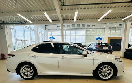 Toyota Camry, 2019 год, 3 199 900 рублей, 7 фотография