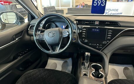Toyota Camry, 2019 год, 3 199 900 рублей, 14 фотография