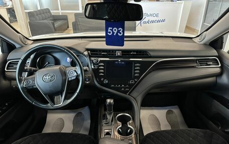 Toyota Camry, 2019 год, 3 199 900 рублей, 16 фотография