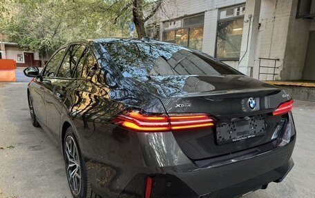 BMW 5 серия, 2023 год, 8 550 000 рублей, 5 фотография