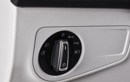 Volkswagen Tiguan II, 2018 год, 2 520 000 рублей, 16 фотография