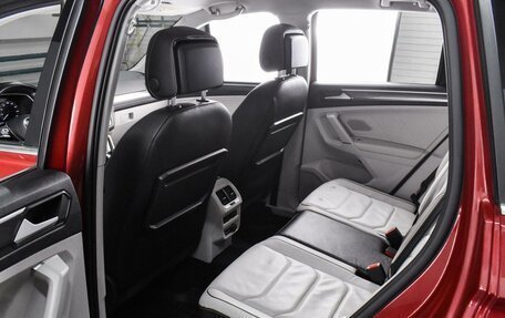 Volkswagen Tiguan II, 2018 год, 2 520 000 рублей, 11 фотография