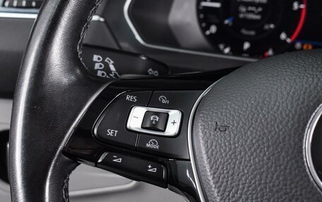 Volkswagen Tiguan II, 2018 год, 2 520 000 рублей, 17 фотография