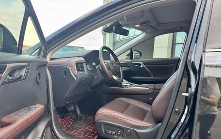 Lexus RX IV рестайлинг, 2021 год, 3 900 000 рублей, 14 фотография